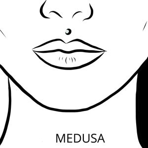 Medusa Lippenpiercing